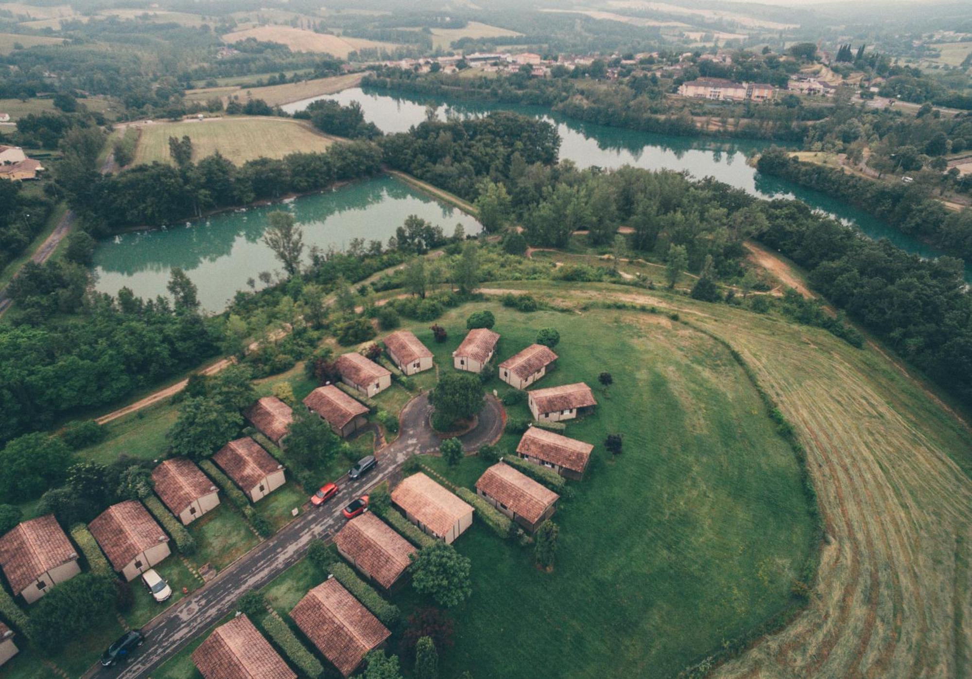 Terres De France - Les Hameaux Des Lacs Monclar-de-Quercy Esterno foto